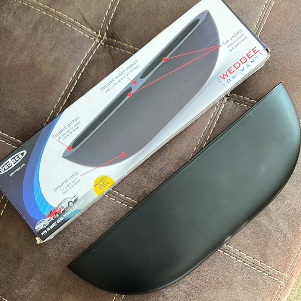 WedGee Auto Seat Storage